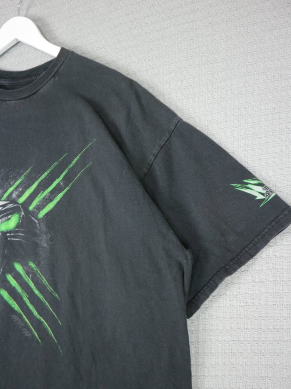 Team Arctic Cat By Arctic Wear Mens Black T-Shirt Size XXL 2XL Faded Vintage - Picture 5 of 9